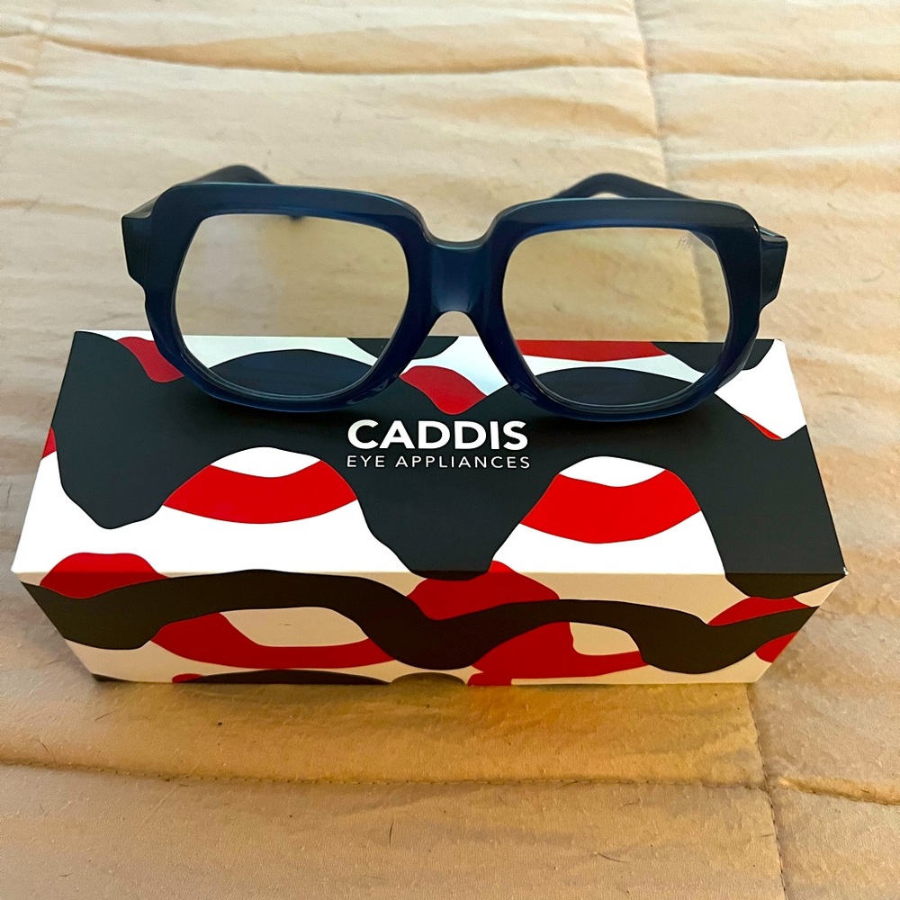 Cadis readers style Velma + 1.50